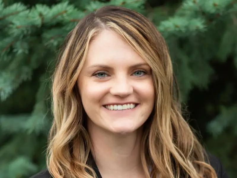 Nikole Hofmann Portrait